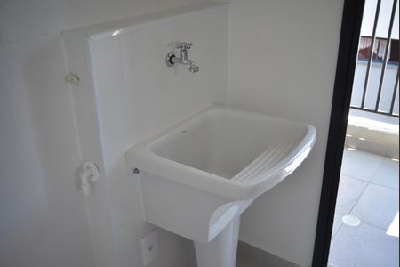 Apartamento para alugar com 64m², 2 quartos e 1 vagaÁrea de Serviço