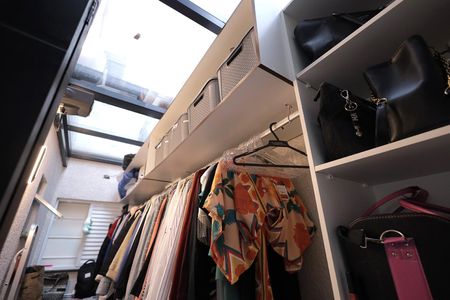 Apartamento à venda com 49m², 2 quartos e 1 vaga Apartamento à venda com 49m², 2 quartos e 1 vagaCloset