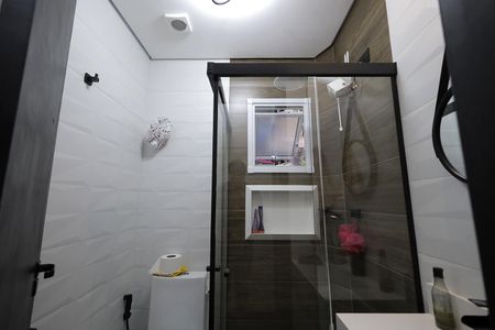 Apartamento à venda com 49m², 2 quartos e 1 vaga Apartamento à venda com 49m², 2 quartos e 1 vagaBanheiro