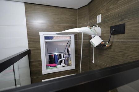 Apartamento à venda com 49m², 2 quartos e 1 vaga Apartamento à venda com 49m², 2 quartos e 1 vagaBanheiro