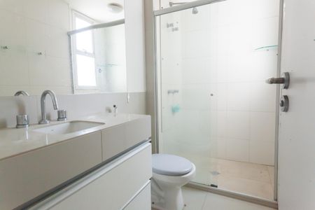 Apartamento à venda com 75m², 2 quartos e 2 vagas Apartamento à venda com 75m², 2 quartos e 2 vagasBanheiro Social