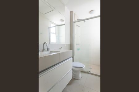 Apartamento à venda com 75m², 2 quartos e 2 vagas Apartamento à venda com 75m², 2 quartos e 2 vagasBanheiro Social