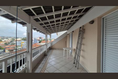 Casa à venda com 420m², 4 quartos e 4 vagasSuíte 2