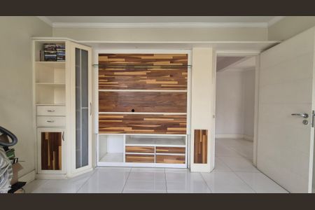 Casa à venda com 420m², 4 quartos e 4 vagasSala