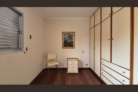 Casa à venda com 420m², 4 quartos e 4 vagasQuarto