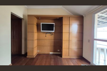 Casa à venda com 420m², 4 quartos e 4 vagasSuíte 2