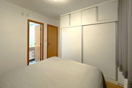 Apartamento à venda com 90m², 3 quartos e 2 vagasSuite 1