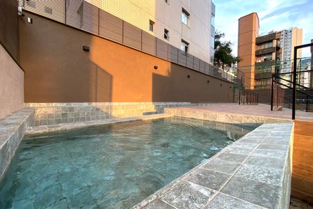 Apartamento à venda com 90m², 3 quartos e 2 vagasÁrea comum - Piscina