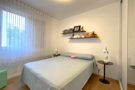 Apartamento à venda com 90m², 3 quartos e 2 vagasQuarto 2