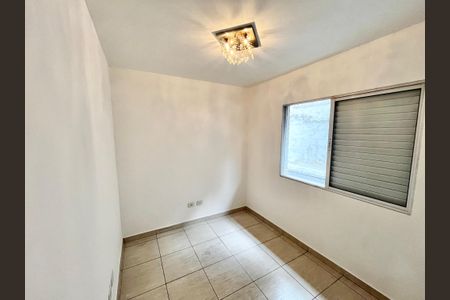 Casa de condomínio à venda com 43m², 2 quartos e 1 vaga Casa de condomínio à venda com 43m², 2 quartos e 1 vagaQuarto 1