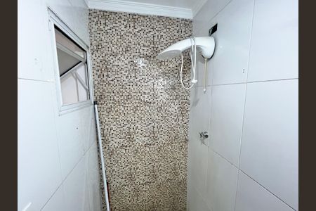 Casa de condomínio à venda com 43m², 2 quartos e 1 vaga Casa de condomínio à venda com 43m², 2 quartos e 1 vagaBanheiro