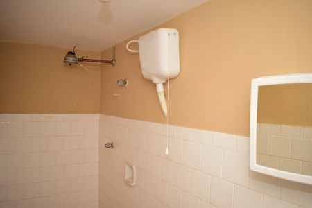 Casa para alugar com 176m², 3 quartos e 2 vagasBanheiro de Serviço