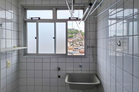 Apartamento à venda com 60m², 2 quartos e 1 vagaÁrea de Serviço