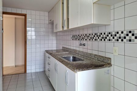 Apartamento à venda com 60m², 2 quartos e 1 vagaCozinha