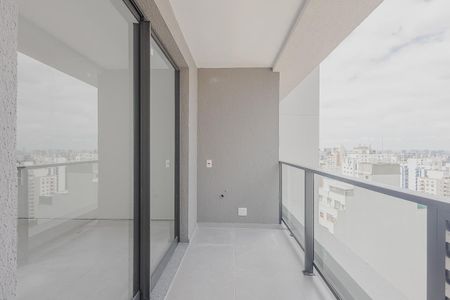 Varanda de kitnet/studio para alugar com 1 quarto, 27m² em Pinheiros, São Paulo