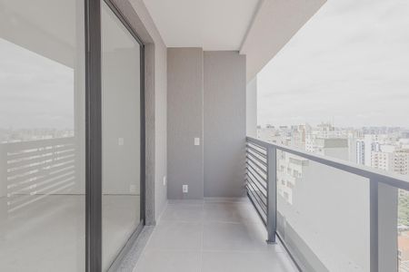 Varanda de kitnet/studio à venda com 1 quarto, 27m² em Pinheiros, São Paulo