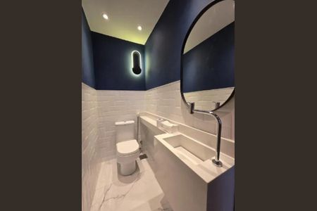 Banheiro de apartamento para alugar com 3 quartos, 248m² em Flamengo, Rio de Janeiro