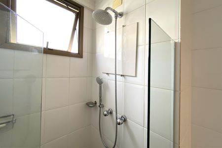 Apartamento à venda com 126m², 4 quartos e 2 vagasBanheiro