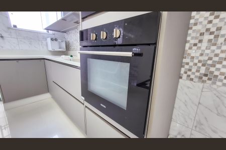 Apartamento para alugar com 93m², 2 quartos e 1 vagaCozinha