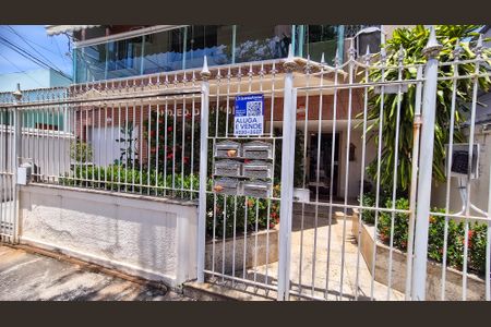 Apartamento para alugar com 93m², 2 quartos e 1 vagaFachada