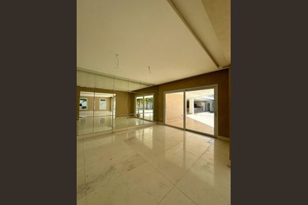 Casa à venda com 4 quartos, 1000m² em Barra da Tijuca, Rio de Janeiro