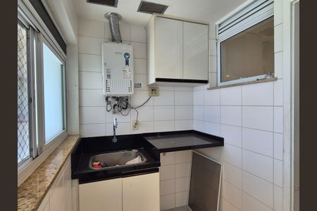 Apartamento para alugar com 316m², 4 quartos e 2 vagas Apartamento para alugar com 316m², 4 quartos e 2 vagasÁrea de Serviço