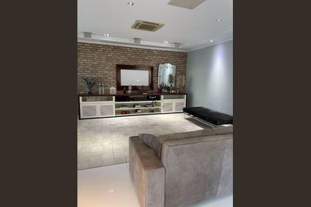 Casa à venda com 5 quartos, 1200m² em Barra da Tijuca, Rio de Janeiro