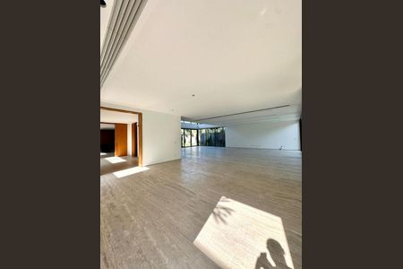 Casa à venda com 5 quartos, 1000m² em Barra da Tijuca, Rio de Janeiro