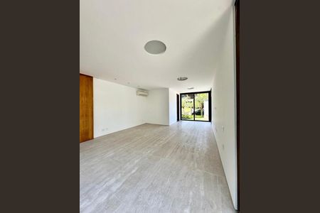 Casa à venda com 5 quartos, 1000m² em Barra da Tijuca, Rio de Janeiro