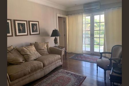 Casa à venda com 6 quartos, 1100m² em Barra da Tijuca, Rio de Janeiro