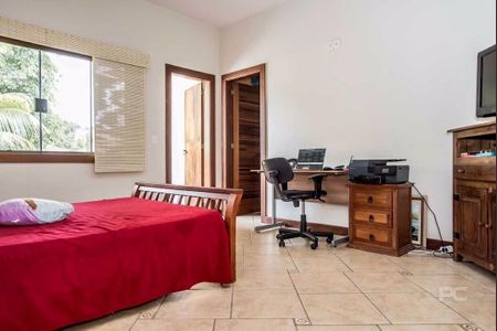 Casa à venda com 4 quartos, 250m² em Itanhangá, Rio de Janeiro