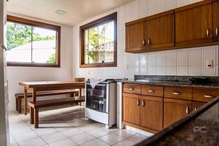 Casa à venda com 4 quartos, 250m² em Itanhangá, Rio de Janeiro