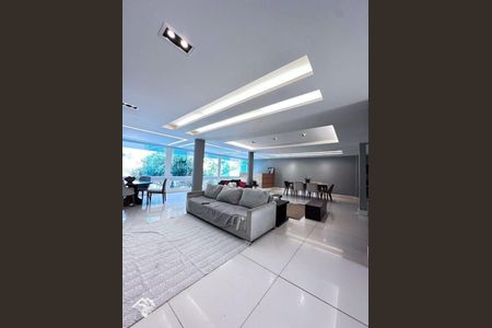 Casa à venda com 7 quartos, 800m² em Barra da Tijuca, Rio de Janeiro