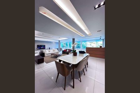 Casa à venda com 7 quartos, 800m² em Barra da Tijuca, Rio de Janeiro