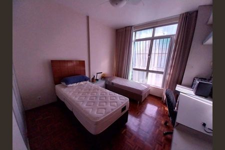 Apartamento à venda com 130m², 3 quartos e 1 vaga