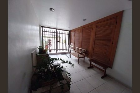 Apartamento à venda com 130m², 3 quartos e 1 vaga