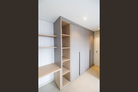 Apartamento para alugar com 65m², 1 quarto e 1 vagaEscritório