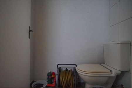 Casa à venda com 182m², 3 quartos e 2 vagasBanheiro da Suíte 2