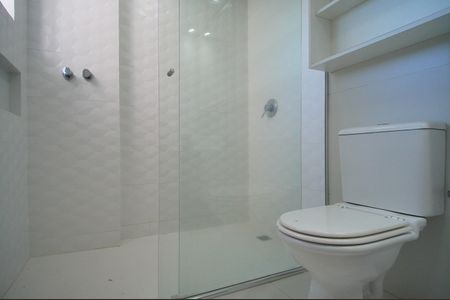 Casa à venda com 182m², 3 quartos e 2 vagasBanheiro da Suíte