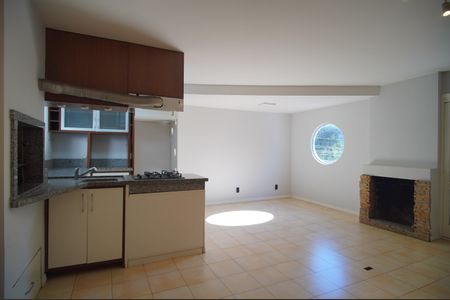 Casa à venda com 182m², 3 quartos e 2 vagasSala/Cozinha