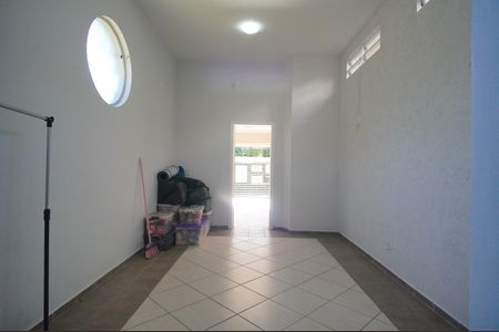 Casa à venda com 182m², 3 quartos e 2 vagasSuíte 2