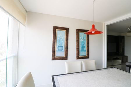 Apartamento para alugar com 70m², 2 quartos e 2 vagas Apartamento para alugar com 70m², 2 quartos e 2 vagasVaranda