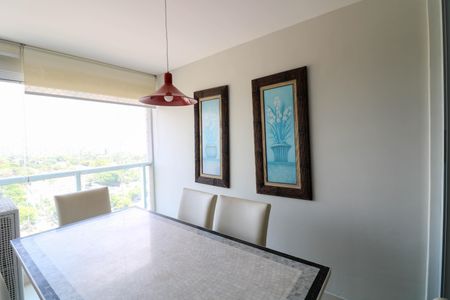 Apartamento para alugar com 70m², 2 quartos e 2 vagas Apartamento para alugar com 70m², 2 quartos e 2 vagasVaranda