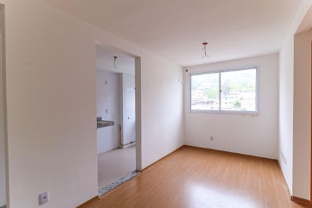Sala de apartamento para alugar com 2 quartos, 44m² em Encantado, Rio de Janeiro
