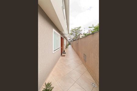 Casa de condomínio para alugar com 80m², 2 quartos e 1 vagaCorredor