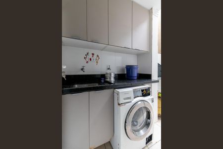 Casa de condomínio para alugar com 80m², 2 quartos e 1 vagaÁrea de Serviço