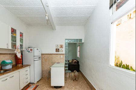 Casa à venda com 250m², 2 quartos e 1 vaga Casa à venda com 250m², 2 quartos e 1 vagaCozinha