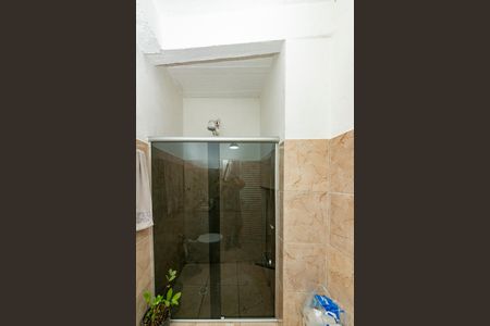 Casa à venda com 250m², 2 quartos e 1 vaga Casa à venda com 250m², 2 quartos e 1 vagaBanheiro Social