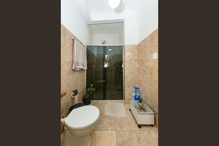 Casa à venda com 250m², 2 quartos e 1 vaga Casa à venda com 250m², 2 quartos e 1 vagaBanheiro Social