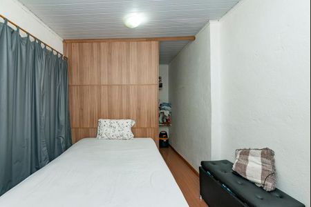 Casa à venda com 250m², 2 quartos e 1 vaga Casa à venda com 250m², 2 quartos e 1 vagaSuíte